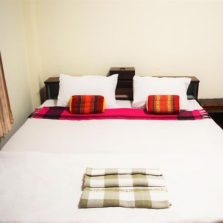 28 Rachabutr Hostel Ubon Ratchathani Room photo