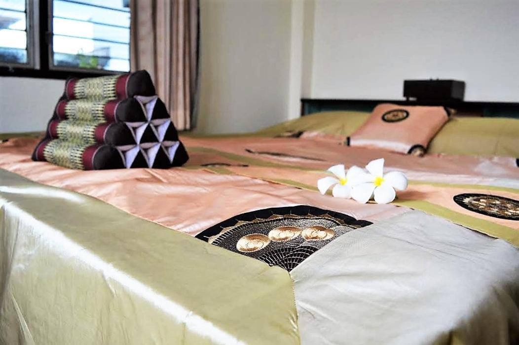 28 Rachabutr Hostel Ubon Ratchathani Room photo