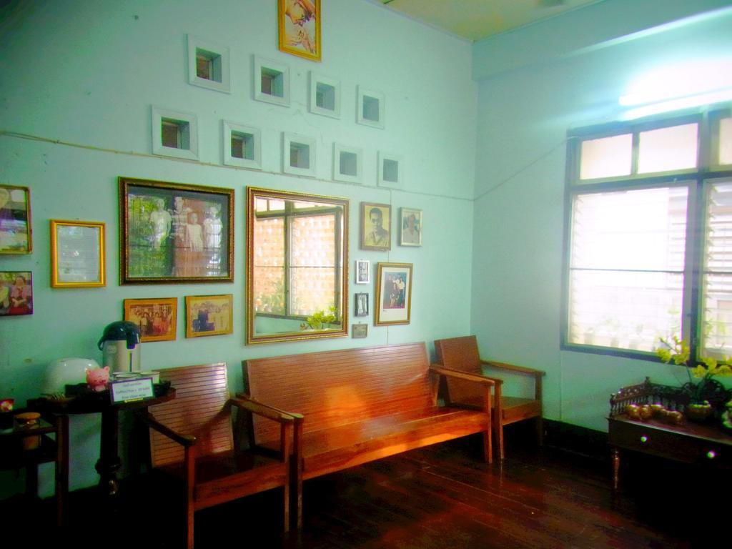 28 Rachabutr Hostel Ubon Ratchathani Exterior photo